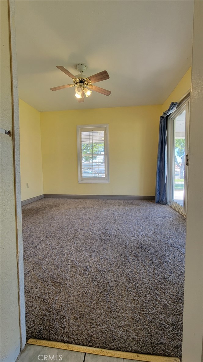 385 W F Street Property Photo 38