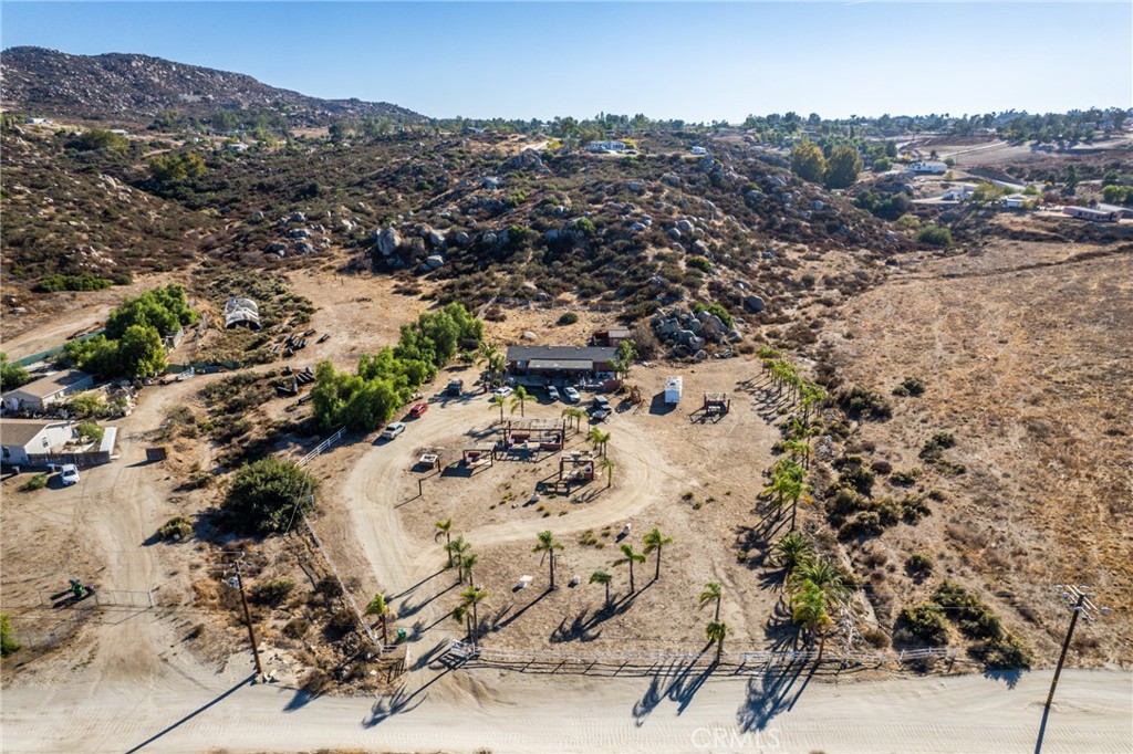 33275 Cottonwood Road Property Photo 15