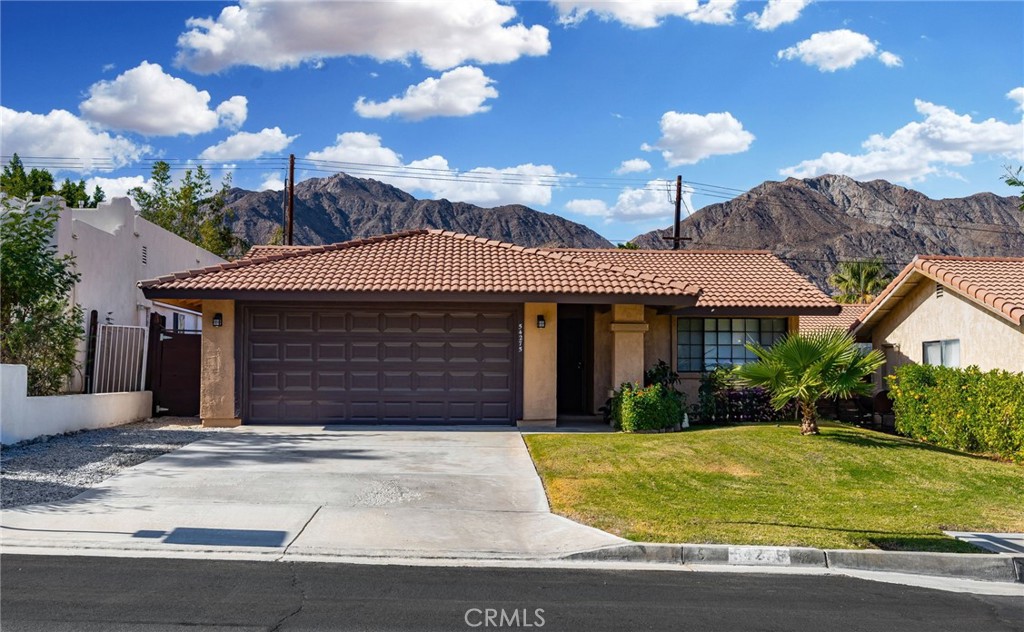 54275 Avenida Martinez Property Photo