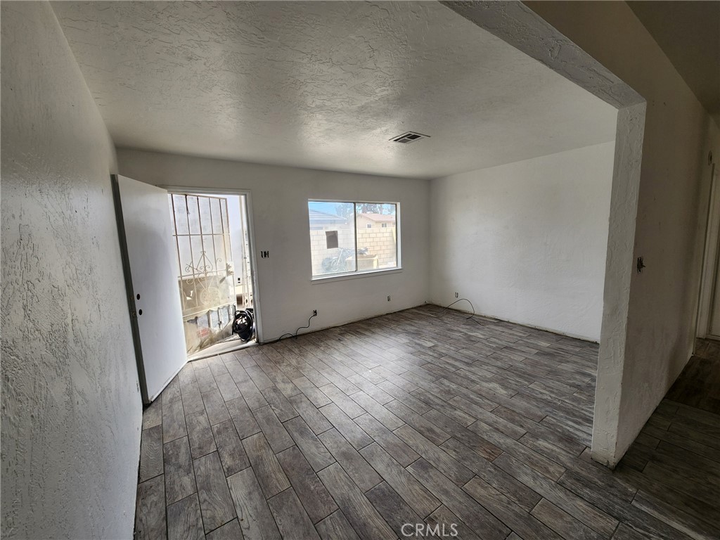 15995 & 15997 Spruce Street Property Photo 11