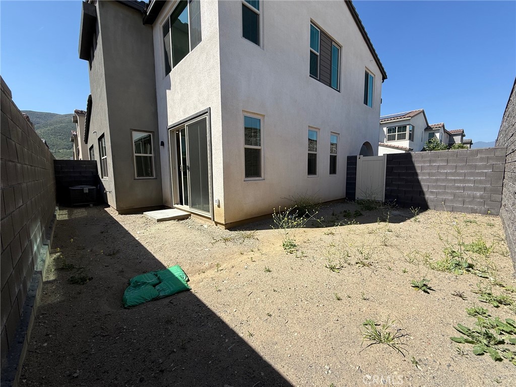 15943 Blue Cooper Way Property Photo 2