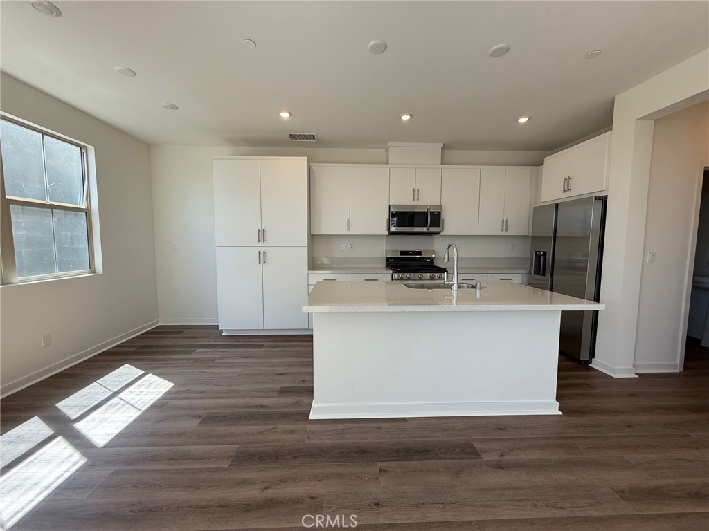 15943 Blue Cooper Way Property Photo 3