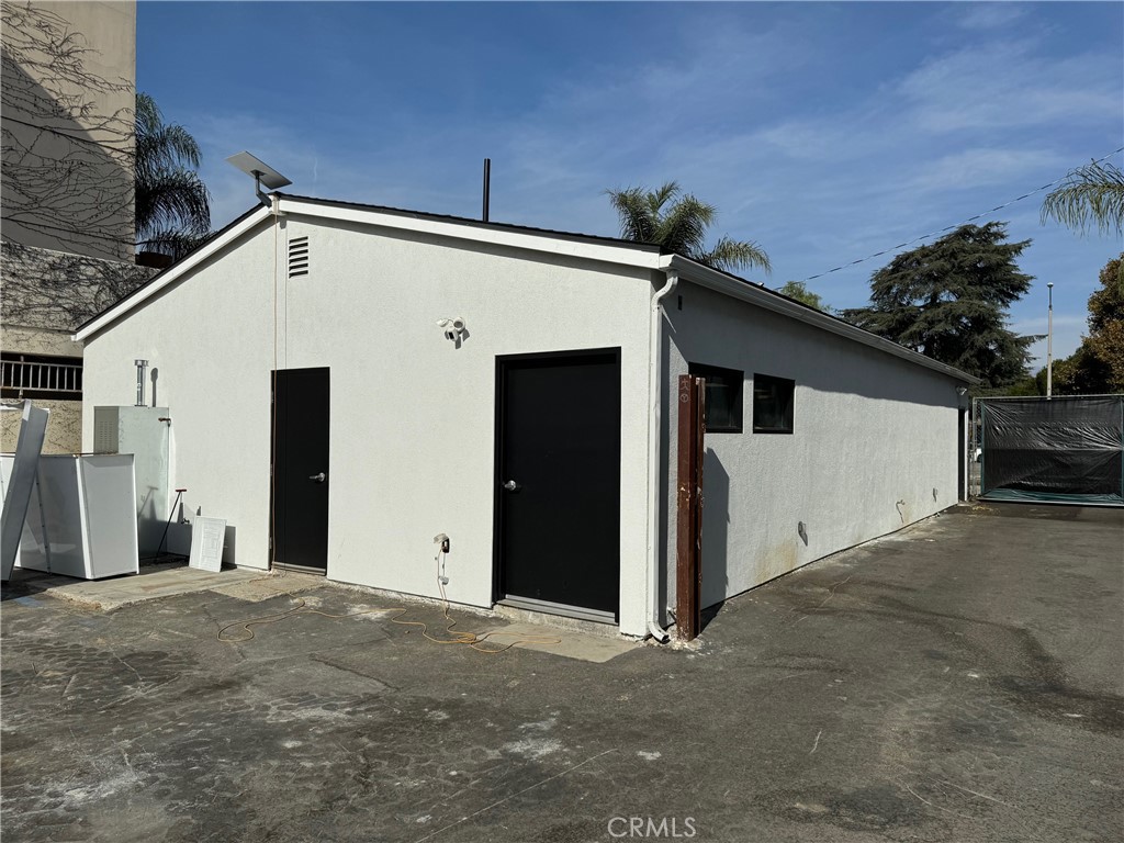 1420 W Holt Avenue Property Photo 3