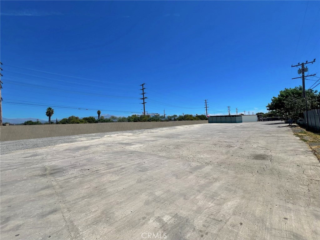 1132 W 1st Street Property Photo 6