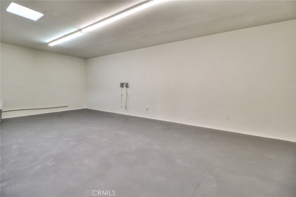256 E Front Street Property Photo 36