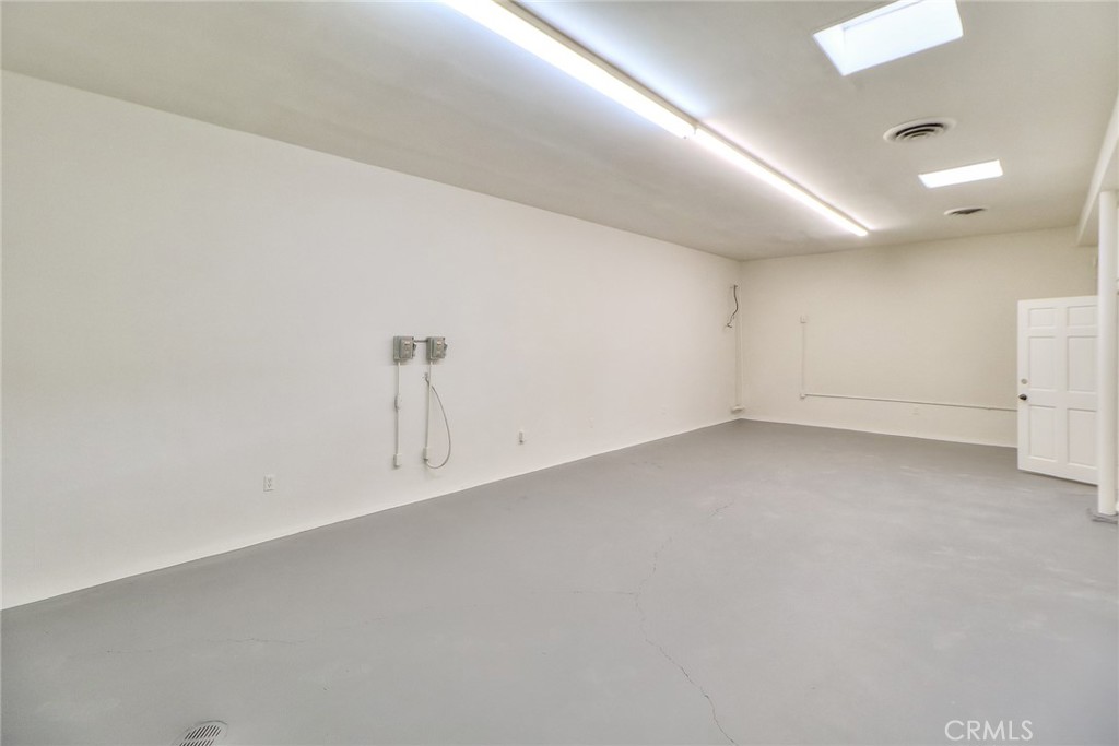 256 E Front Street Property Photo 39