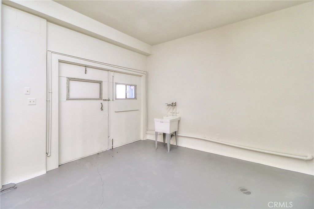 256 E Front Street Property Photo 40