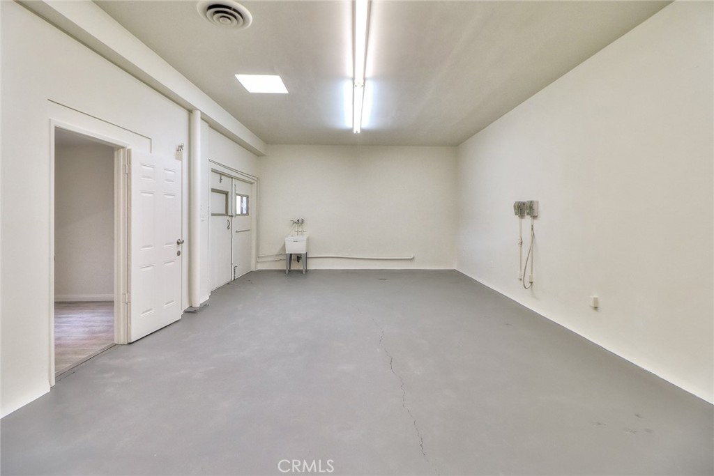 256 E Front Street Property Photo 42