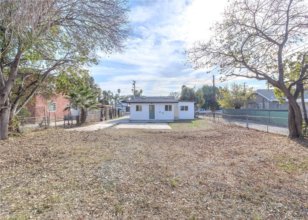 668 W 14th Street Property Photo 15