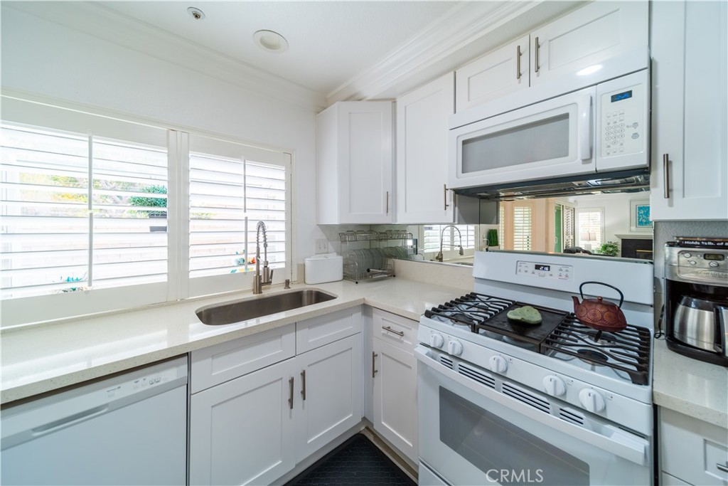2309 W Via Bello Drive Property Photo 10