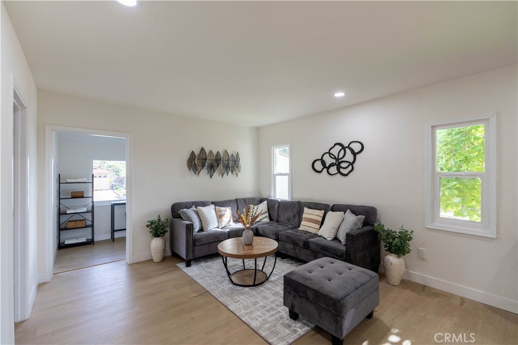 35414 Date Avenue Property Photo 4