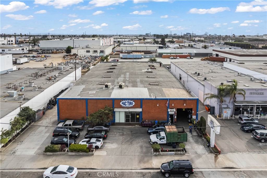 400 W Alondra Boulevard Property Photo 2