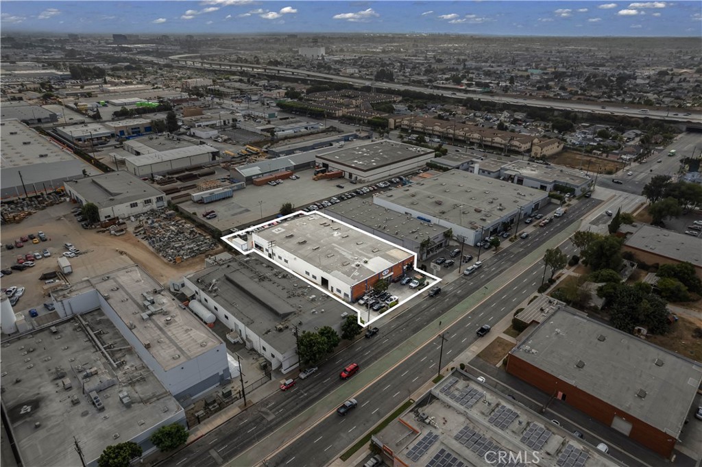 400 W Alondra Boulevard Property Photo 3