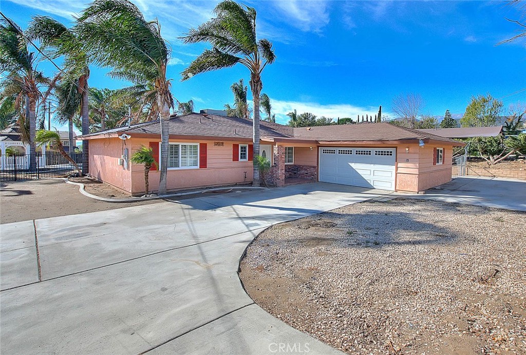 18477 Grandview Avenue Property Photo