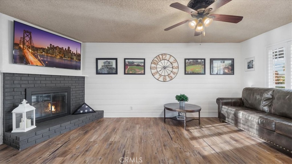 1016 Dracena Court Property Photo 6