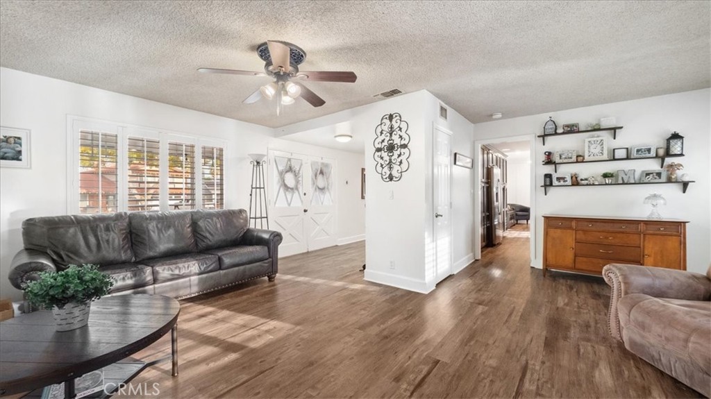 1016 Dracena Court Property Photo 7