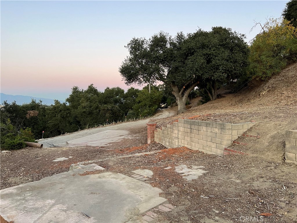 1588 Red Apple Lane Property Photo 3
