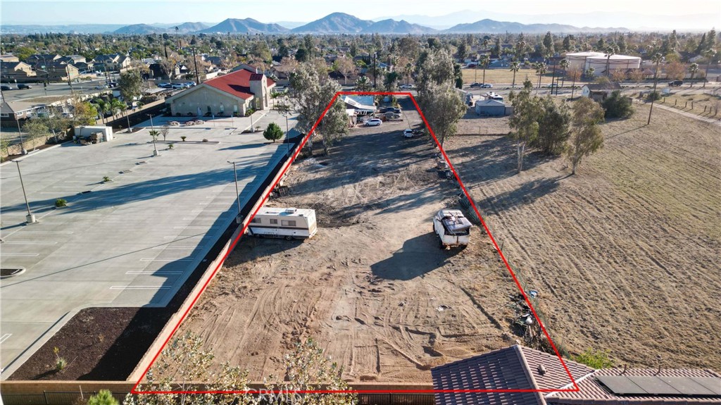 16252 Baseline Avenue Property Photo 9