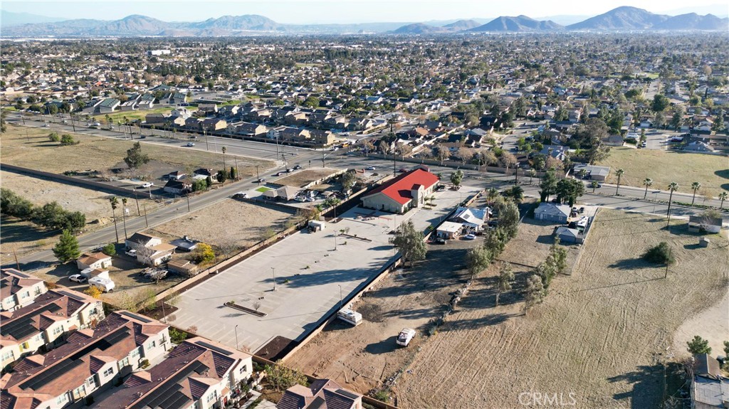 16252 Baseline Avenue Property Photo 14