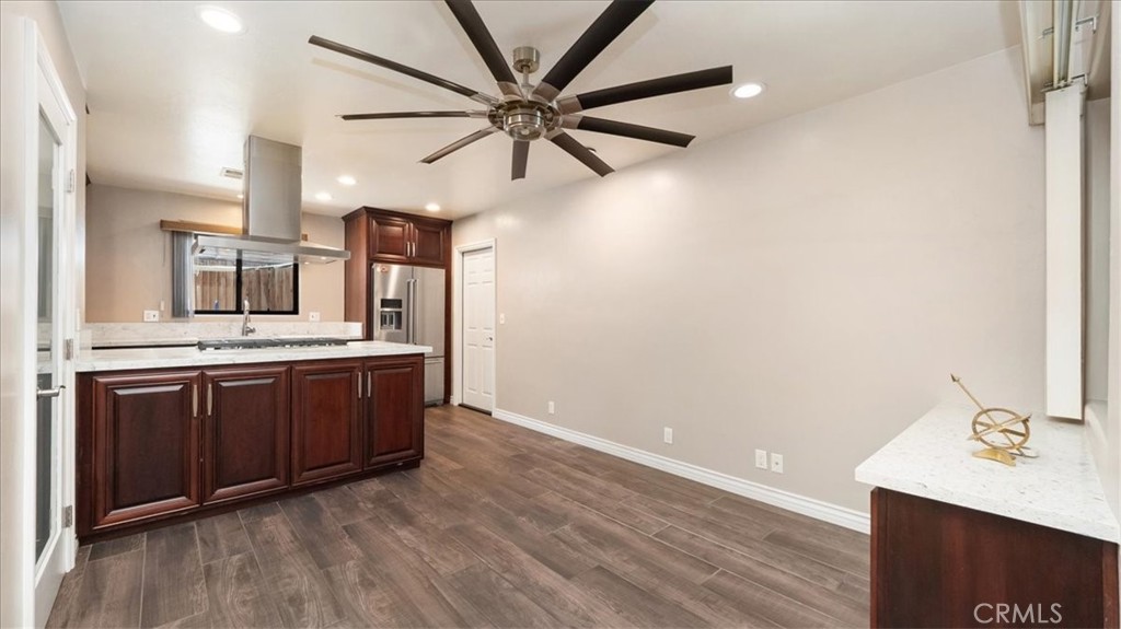 145 Carlota Way Property Photo 3