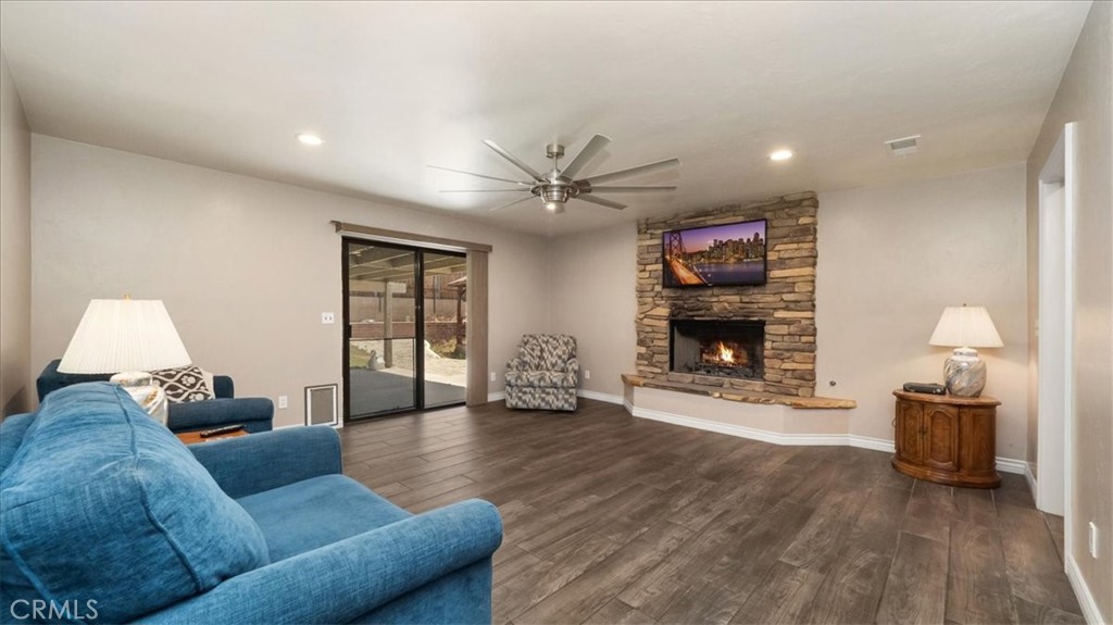 145 Carlota Way Property Photo 9