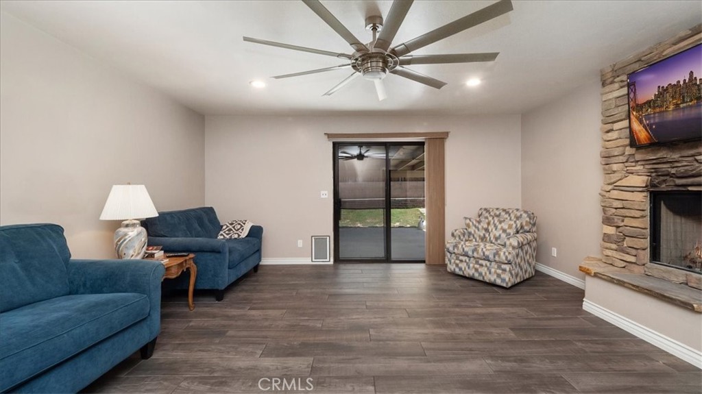 145 Carlota Way Property Photo 10