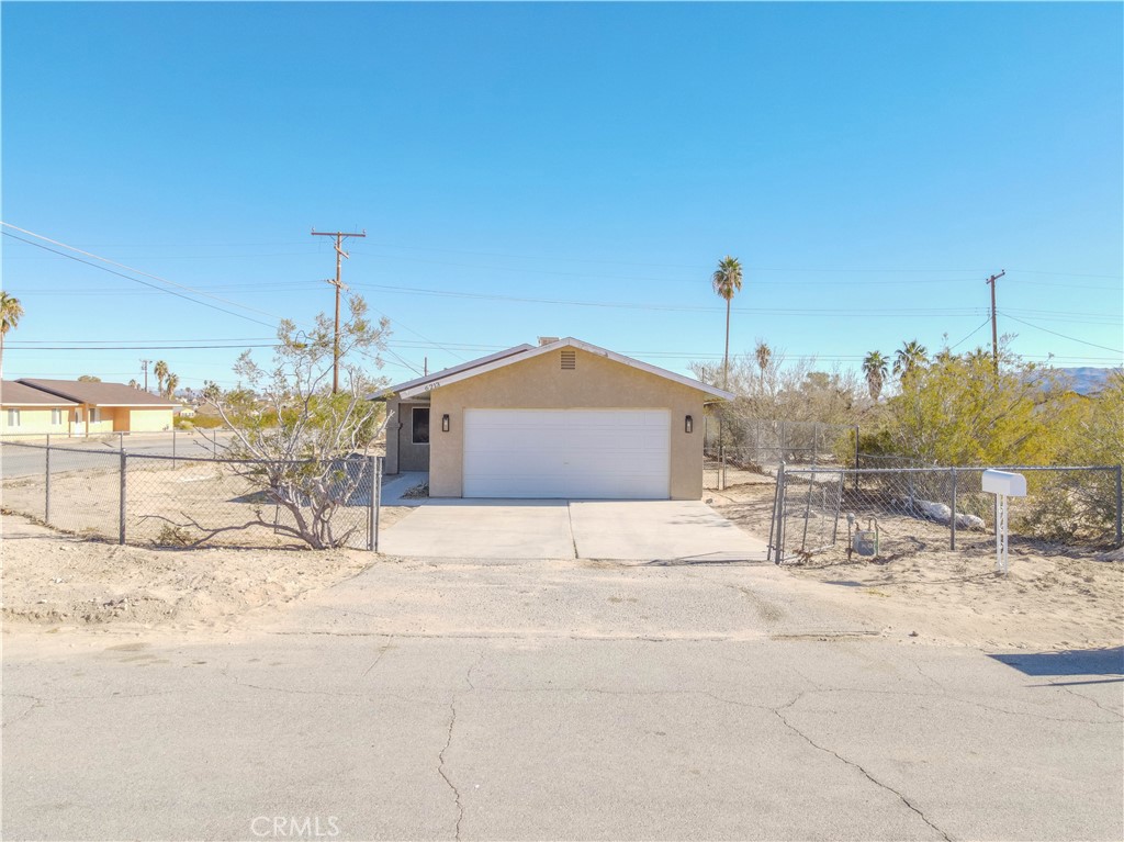 6213 Baileya Avenue Property Photo 2