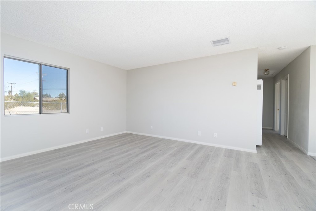 6213 Baileya Avenue Property Photo 9