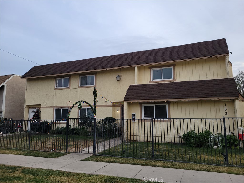 153 E Jackson Street Property Photo 3