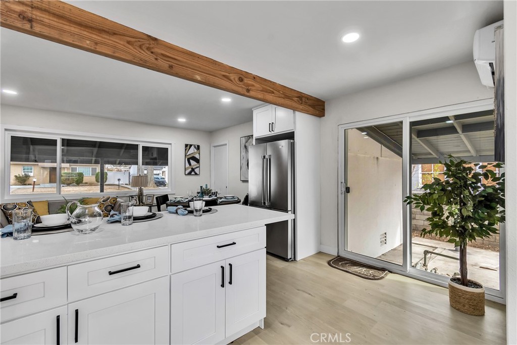 871 W 29th Street Property Photo 12