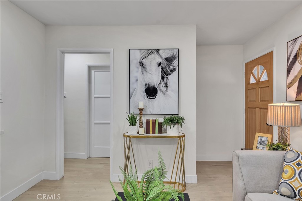 871 W 29th Street Property Photo 26