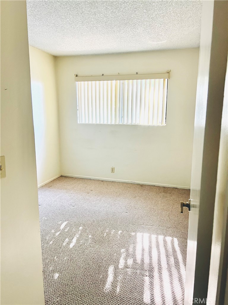 2061 W Redlands Boulevard 21c Property Photo 12