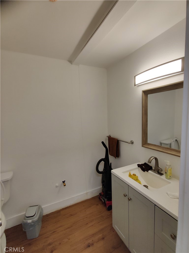 1445 Adelia Avenue A & B Property Photo 5
