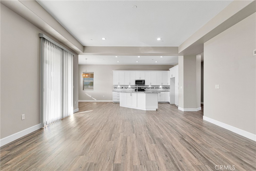 16233 Lime Street Property Photo 8