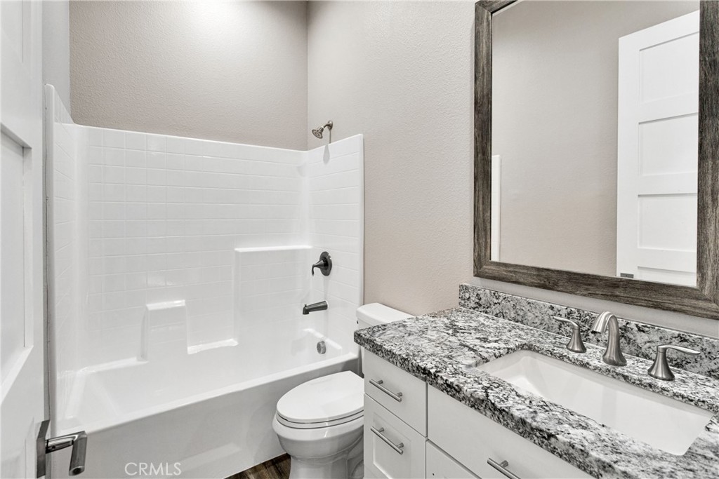 16233 Lime Street Property Photo 25
