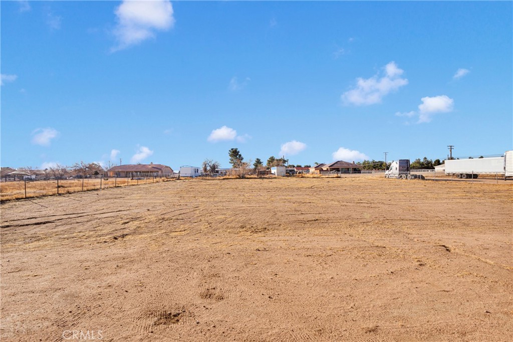 16233 Lime Street Property Photo 35
