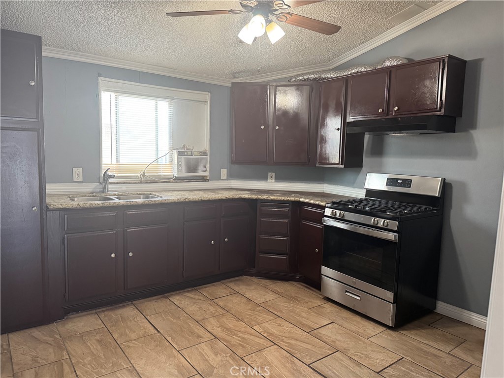 243 N Meridian Avenue 77 Property Photo 6