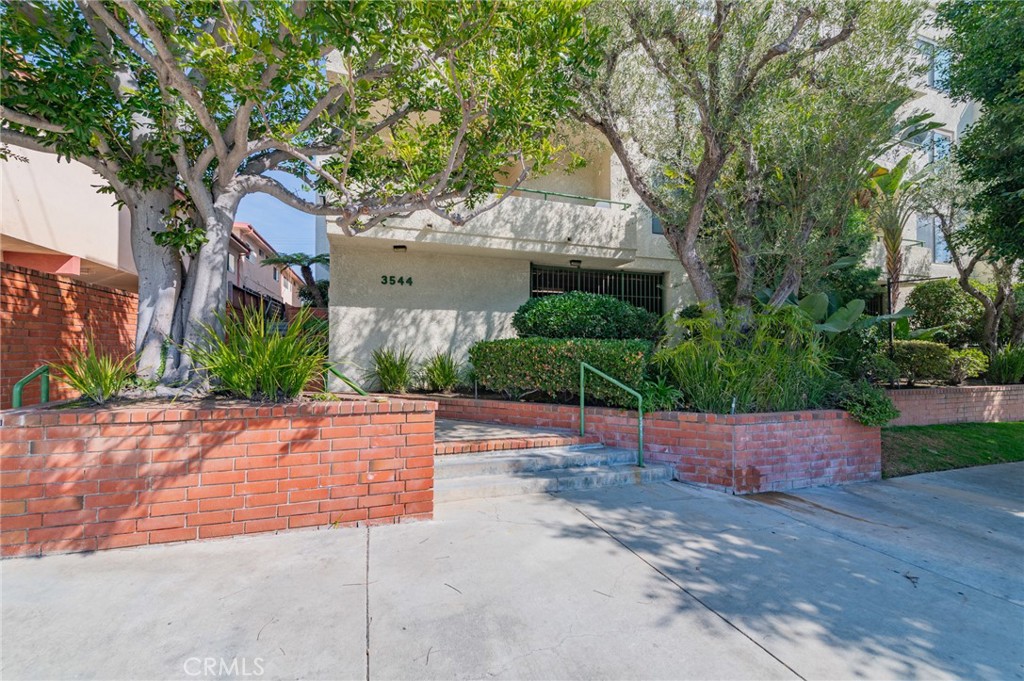 3544 S Centinela Avenue 106 Property Photo 1
