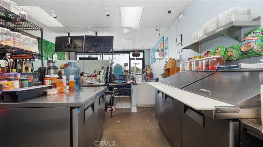 1285 S Garey Property Photo 17