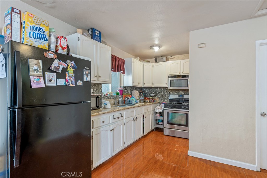 4141 Floral Drive Property Photo 6