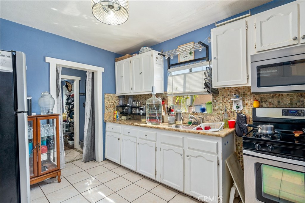 4141 Floral Drive Property Photo 12