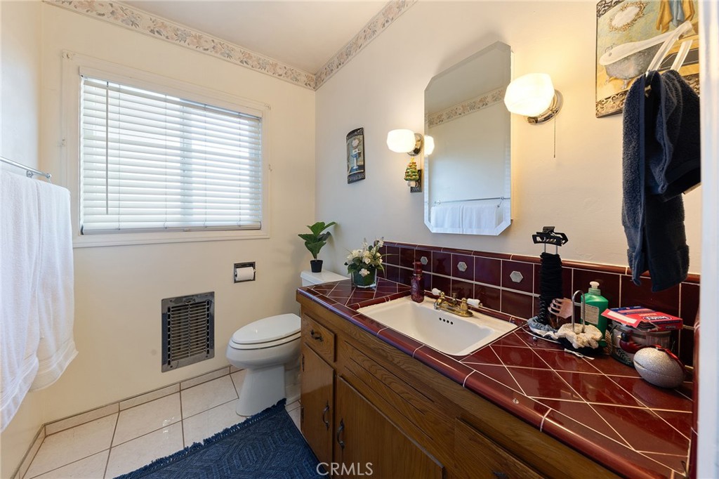 17349 Barbee Street Property Photo 16