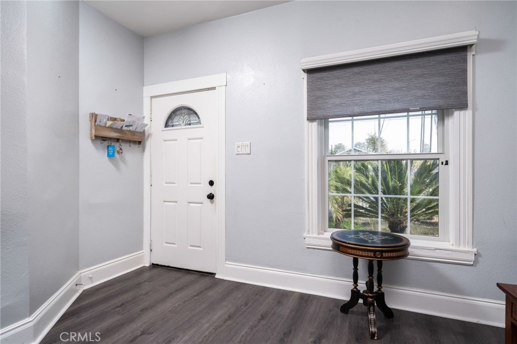 1207 6th Street Property Photo 5
