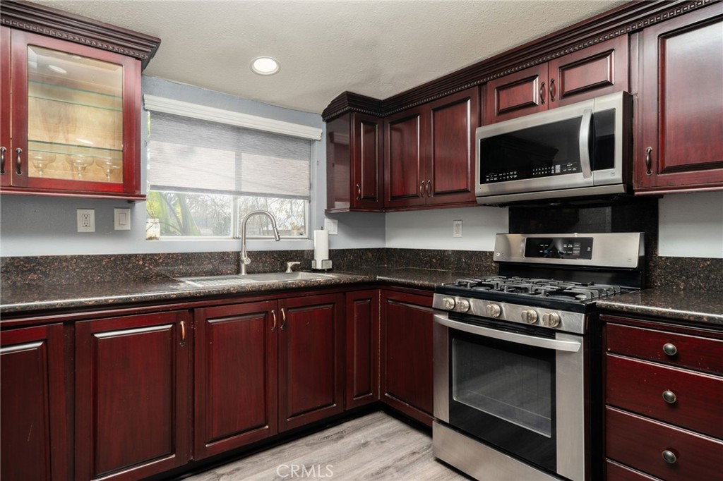 1207 6th Street Property Photo 10