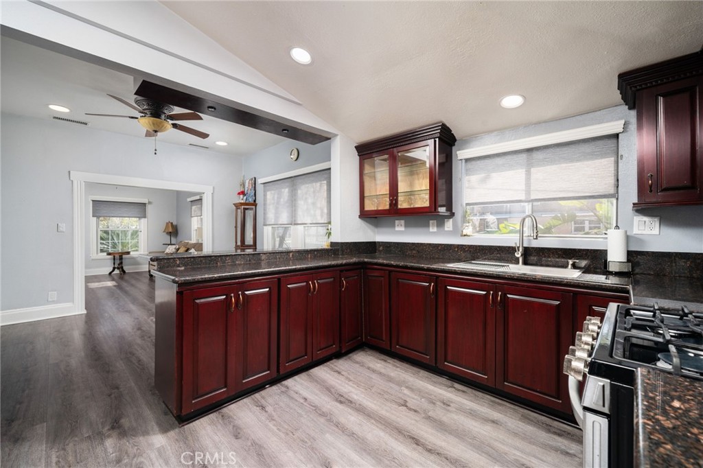 1207 6th Street Property Photo 11
