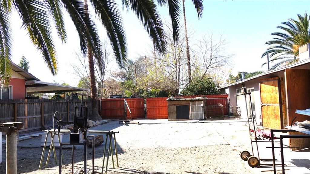 642 N Santa Fe Street Property Photo 16