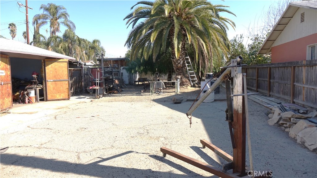 642 N Santa Fe Street Property Photo 20