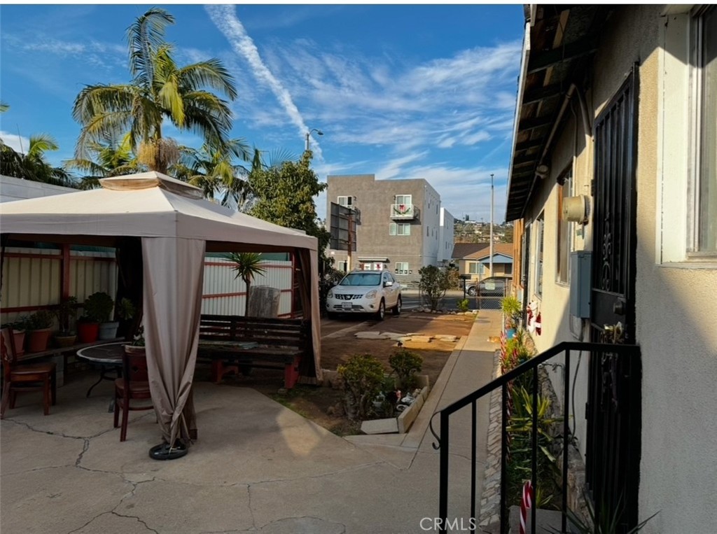 3842 3846 E Cesar E Chavez Avenue Property Photo 5