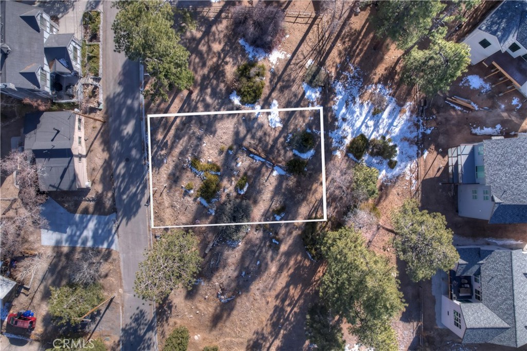 820 Talmadge Road Property Photo 2