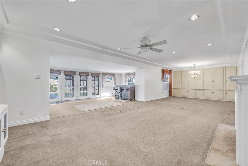 3075 Pepper Tree Lane Property Photo 11